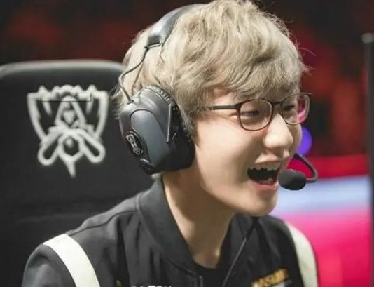 利用视野盲 利用视野盲