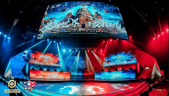 的中场增加 的中场增加