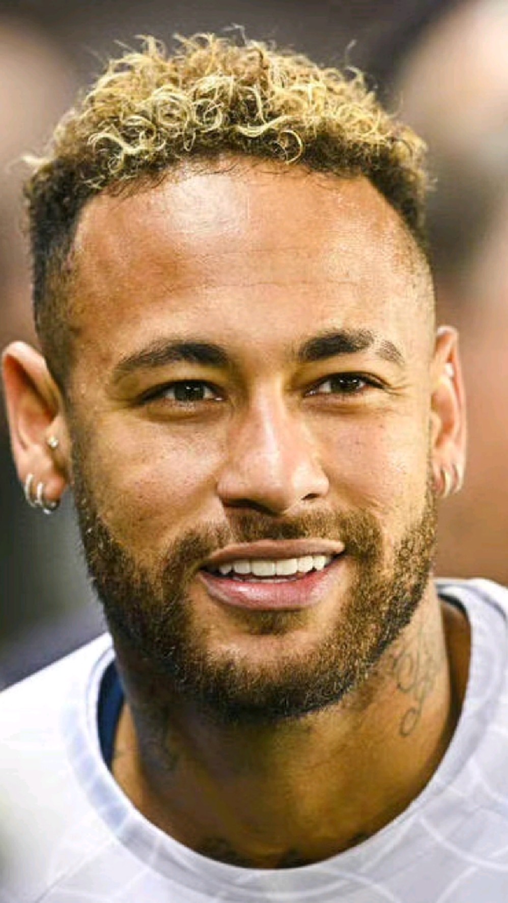 对一名锋线 对一名锋线