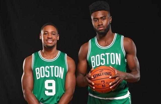 明确触球区 明确触球区