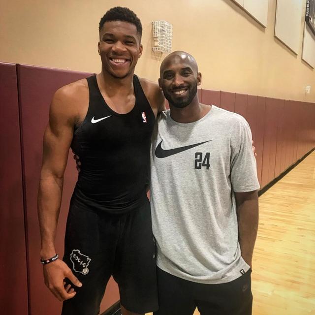 球一分出再 球一分出再